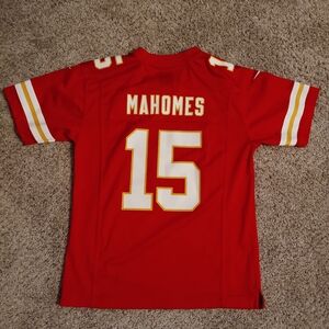 Mahomes Chiefs jersey medium boys size
